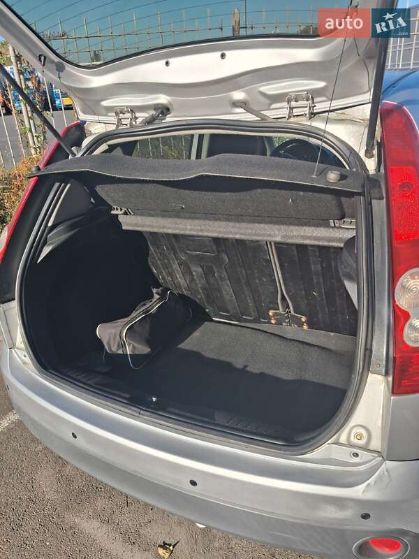 Хэтчбек Ford Fiesta 2006 в Киеве фото 8 Хэтчбек Ford Fiesta 2006 в Киеве