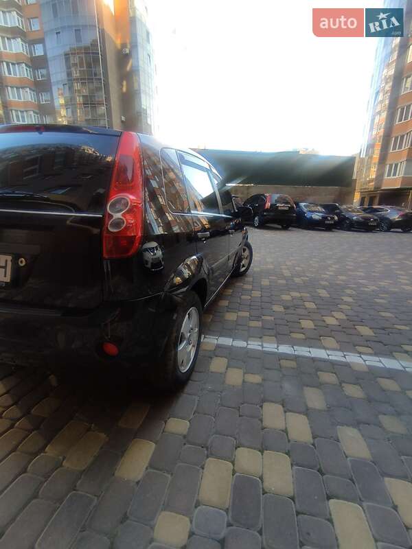 Хэтчбек Ford Fiesta 2007 в Виннице