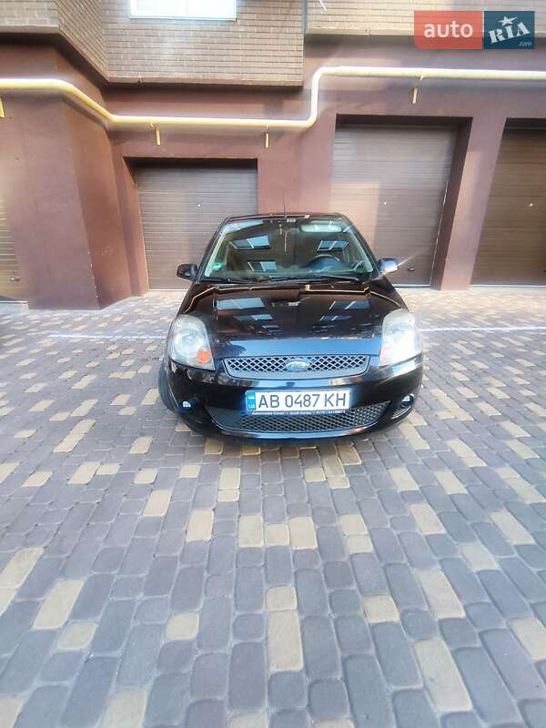 Хэтчбек Ford Fiesta 2007 в Виннице