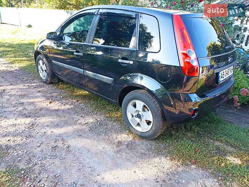 Хэтчбек Ford Fiesta 2007 в Виннице