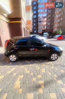 Хэтчбек Ford Fiesta 2007 в 
