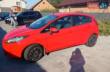 Хэтчбек Ford Fiesta 2011 в 