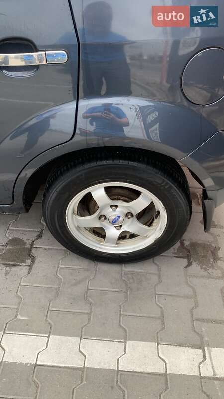 Хэтчбек Ford Fiesta 2006 в Виннице