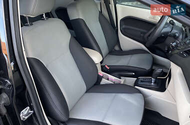 Седан Ford Fiesta 2013 в 