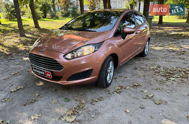 Хэтчбек Ford Fiesta 2016 в Киеве
