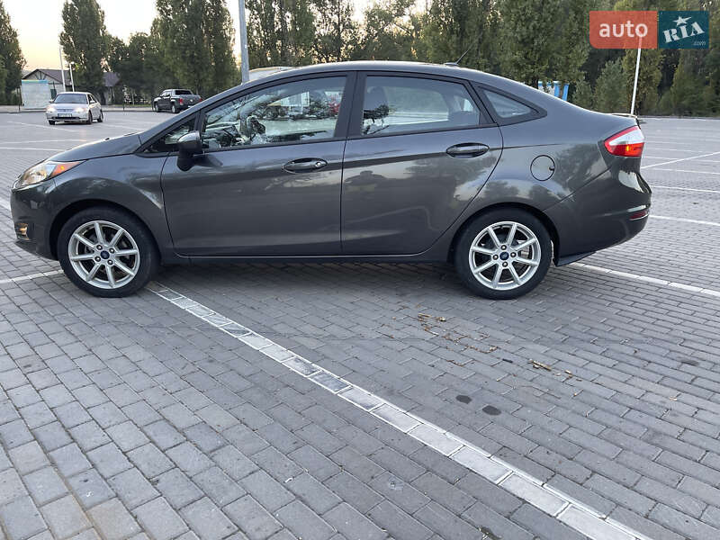 Седан Ford Fiesta 2019 в Запорожье