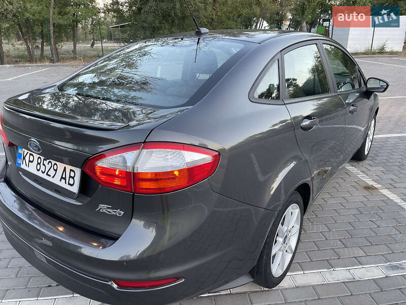 Седан Ford Fiesta 2019 в Запорожье