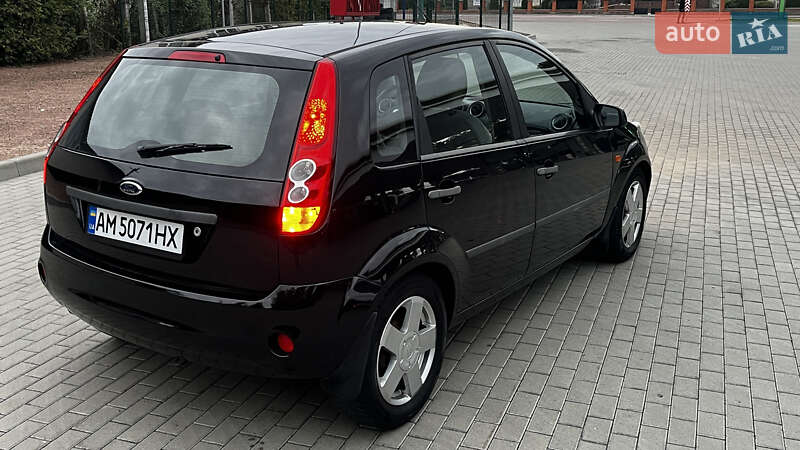 Хэтчбек Ford Fiesta 2007 в Житомире