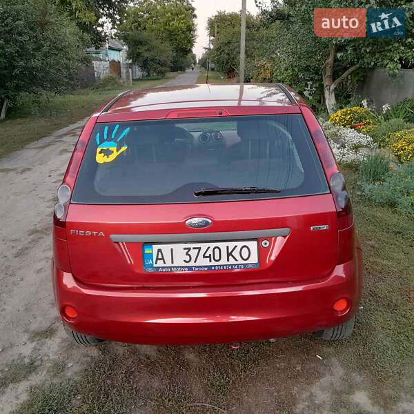 Хэтчбек Ford Fiesta 2006 в Прилуках