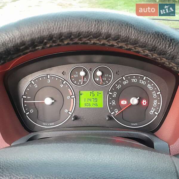 Хэтчбек Ford Fiesta 2006 в Прилуках