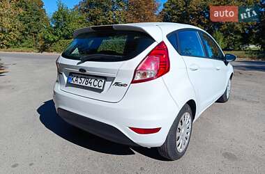 Хетчбек Ford Fiesta 2014 в 