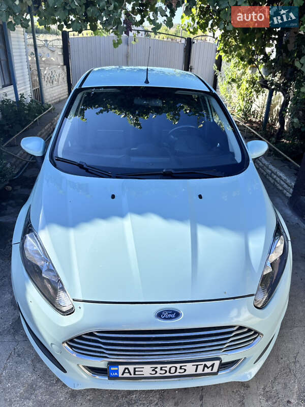 Хэтчбек Ford Fiesta 2016 в Павлограде