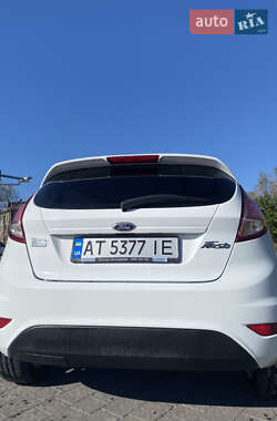 Хэтчбек Ford Fiesta 2014 в 