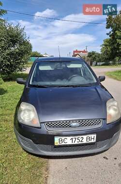 Хэтчбек Ford Fiesta 2007 в 