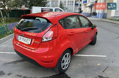 Хэтчбек Ford Fiesta 2016 в 