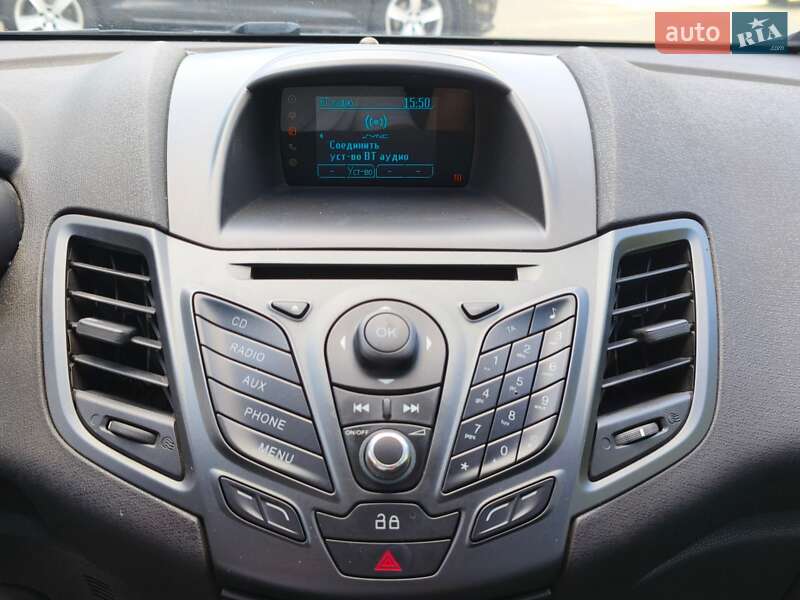 Хэтчбек Ford Fiesta 2013 в Днепре