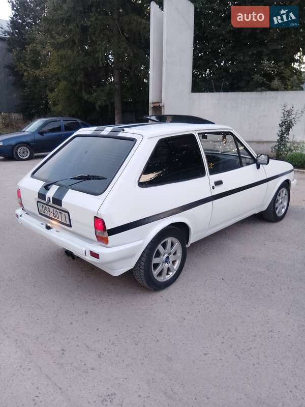 Хетчбек Ford Fiesta 1986 в Тернополі