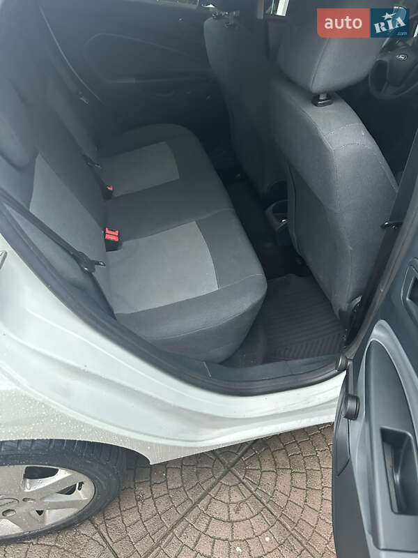 Хэтчбек Ford Fiesta 2009 в Львове