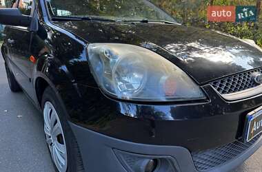 Хэтчбек Ford Fiesta 2008 в 