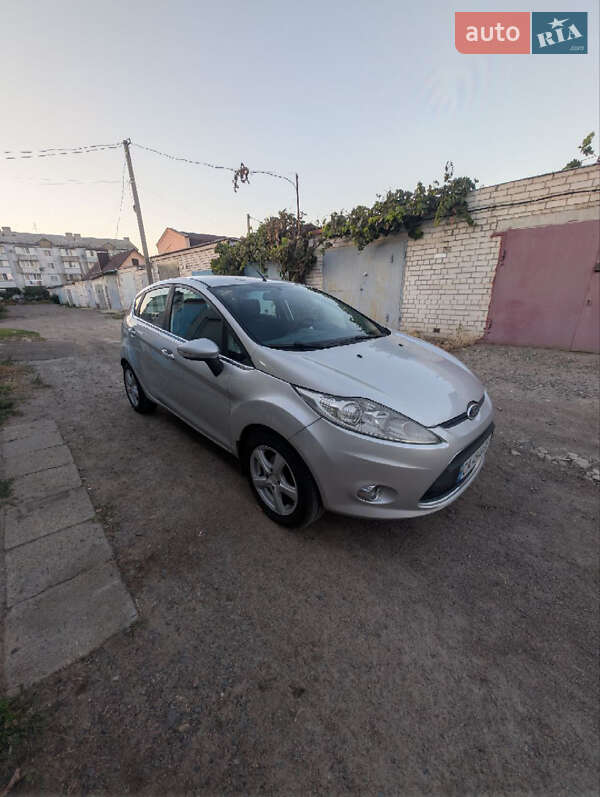 Хэтчбек Ford Fiesta 2010 в Черкассах фото 9 Хэтчбек Ford Fiesta 2010 в Черкассах