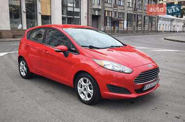 Хэтчбек Ford Fiesta 2014 в 