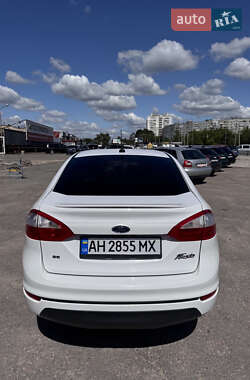 Седан Ford Fiesta 2019 в 