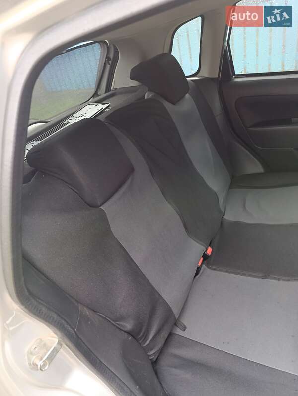 Хэтчбек Ford Fiesta 2006 в Корце