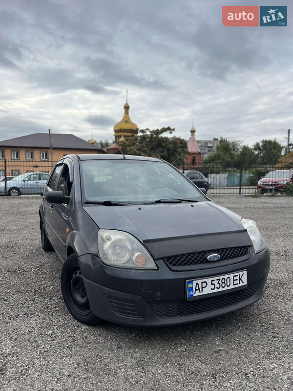 Хэтчбек Ford Fiesta 2007 в Запорожье