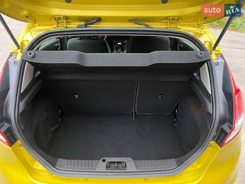 Хэтчбек Ford Fiesta 2013 в Виннице