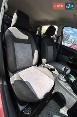 Хэтчбек Ford Fiesta 2006 в 