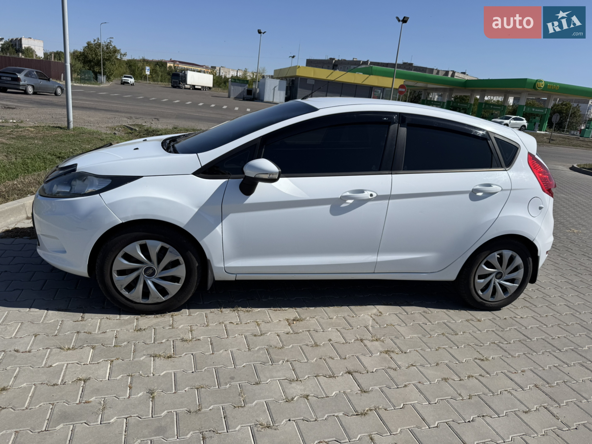 2012 Ford Fiesta - мініатюра 2