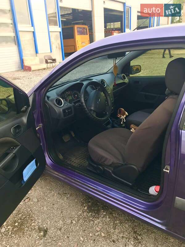 Хэтчбек Ford Fiesta 2006 в Одессе фото 4 Хэтчбек Ford Fiesta 2006 в Одессе
