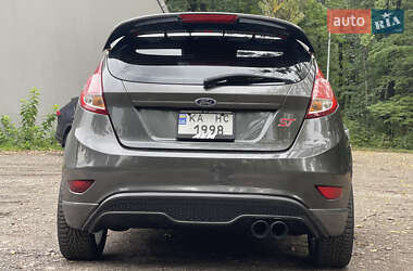 Хэтчбек Ford Fiesta 2017 в 