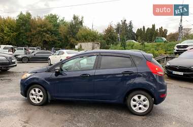 Хэтчбек Ford Fiesta 2012 в 