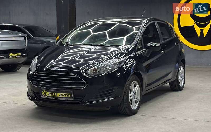 Хэтчбек Ford Fiesta 2017 в Черновцах