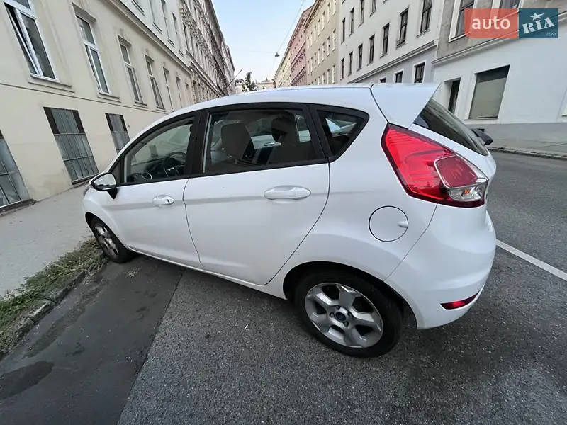 Ford Fiesta 2016 VIN WF0DXXGAKDGS43801 фото оголошення 4 з 45
