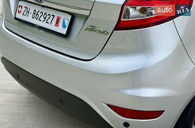 Хэтчбек Ford Fiesta 2009 в 