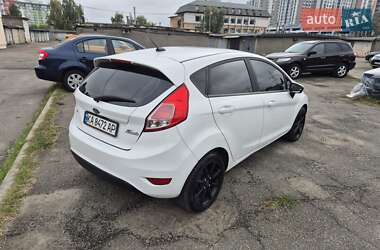 Хэтчбек Ford Fiesta 2019 в 