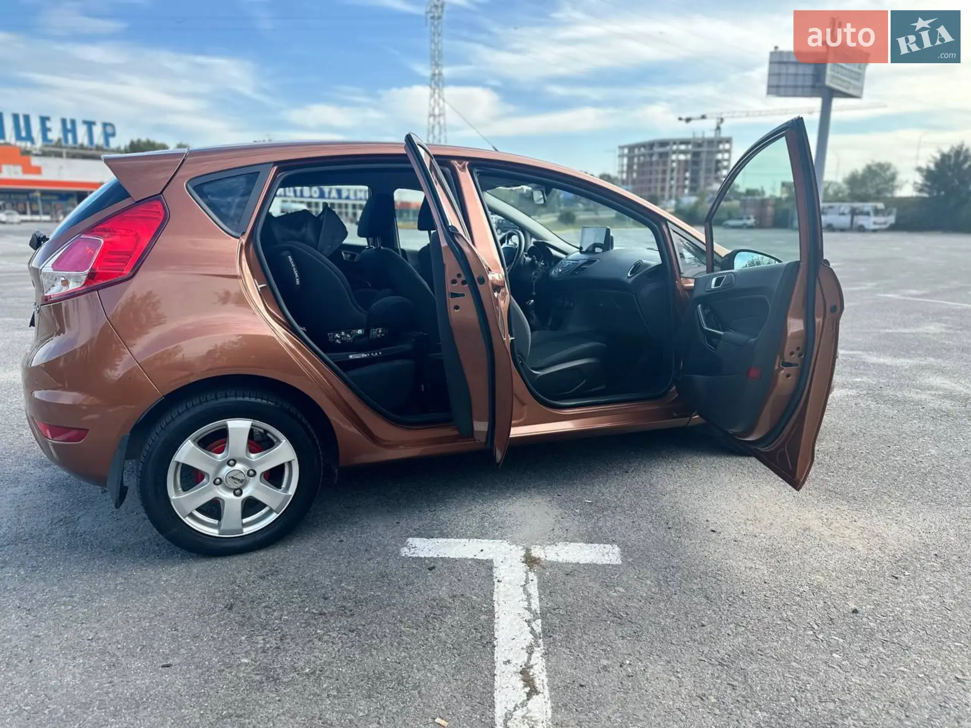 2015 Ford Fiesta - мініатюра 4