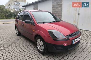 Хэтчбек Ford Fiesta 2007 в 