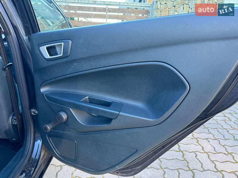 Хэтчбек Ford Fiesta 2012 в Львове фото 25 Хэтчбек Ford Fiesta 2012 в Львове