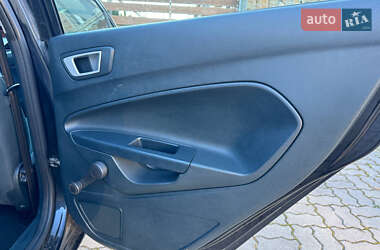 Хэтчбек Ford Fiesta 2012 в 