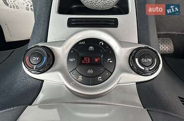Хэтчбек Ford Fiesta 2010 в 