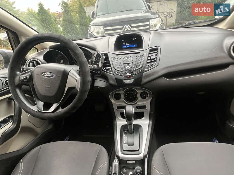 Хэтчбек Ford Fiesta 2018 в Киеве