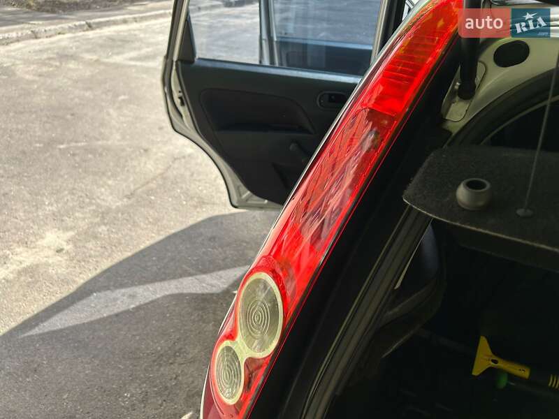 Хэтчбек Ford Fiesta 2006 в Киеве