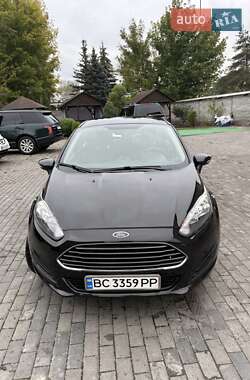 Седан Ford Fiesta 2015 в Львові