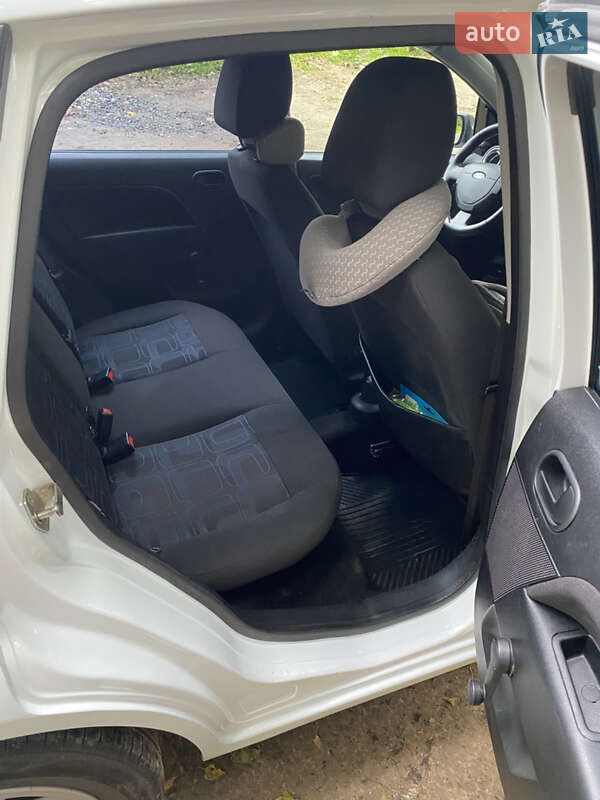 Хэтчбек Ford Fiesta 2007 в Львове фото 15 Хэтчбек Ford Fiesta 2007 в Львове