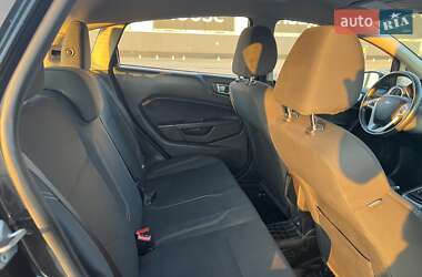 Хэтчбек Ford Fiesta 2014 в 