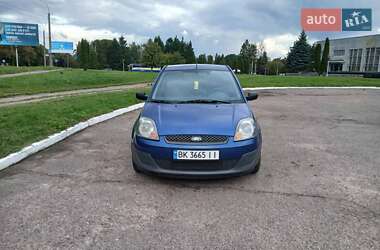 Хэтчбек Ford Fiesta 2007 в 