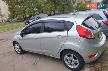 Седан Ford Fiesta 2016 в 